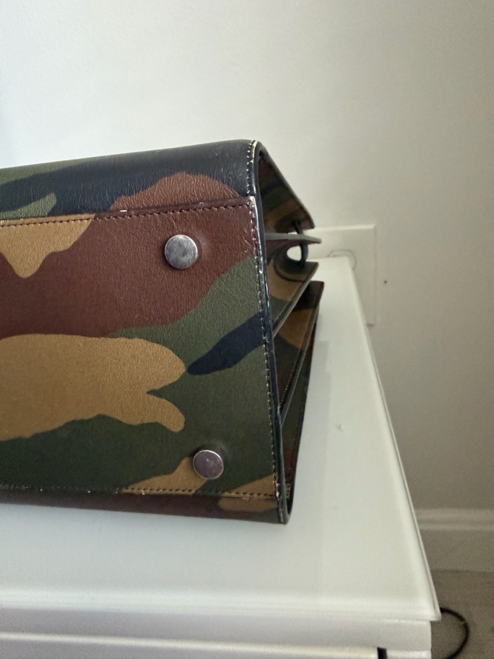 Saint Laurent Camo “Sac De Jour” Handbag - Picture 10 of 10